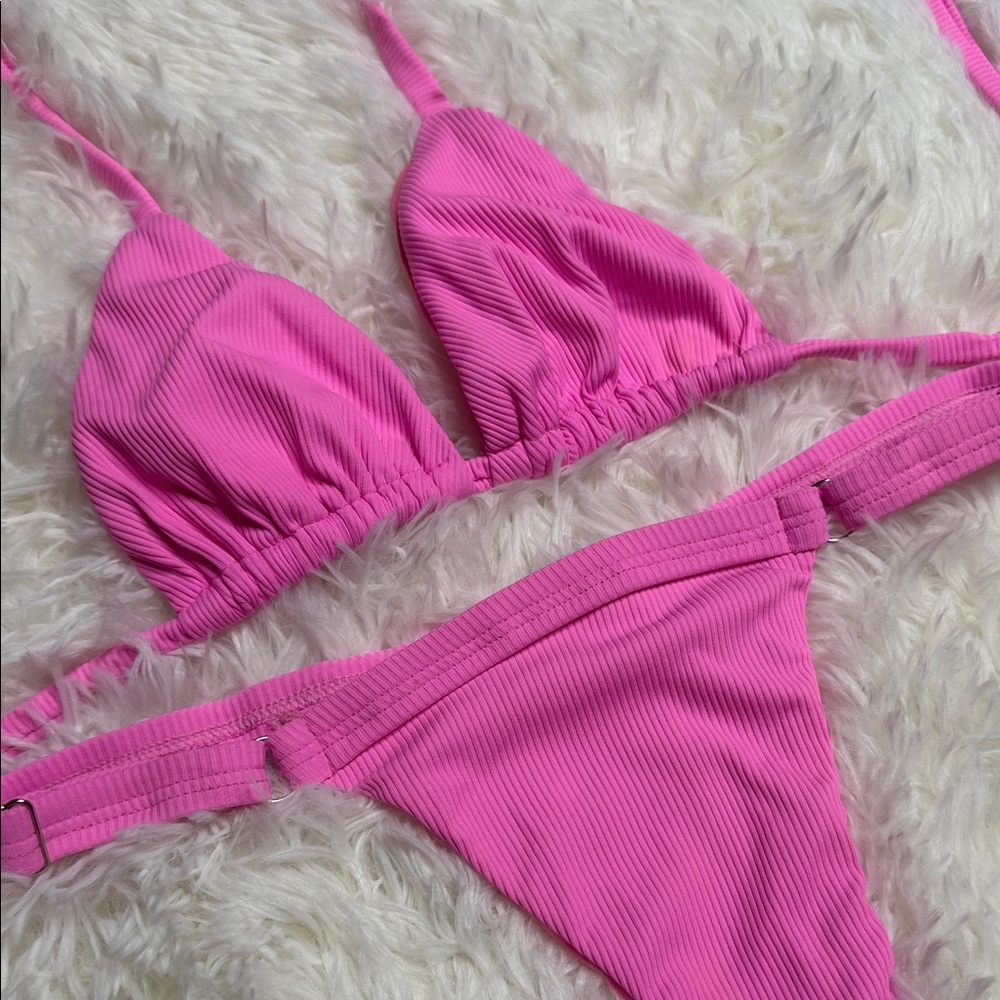 Brazilian Pink Ribbed Bikini Set - Picture 5 of 6